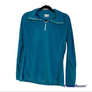 Columbia Large 3/4 zipper soft fitted top